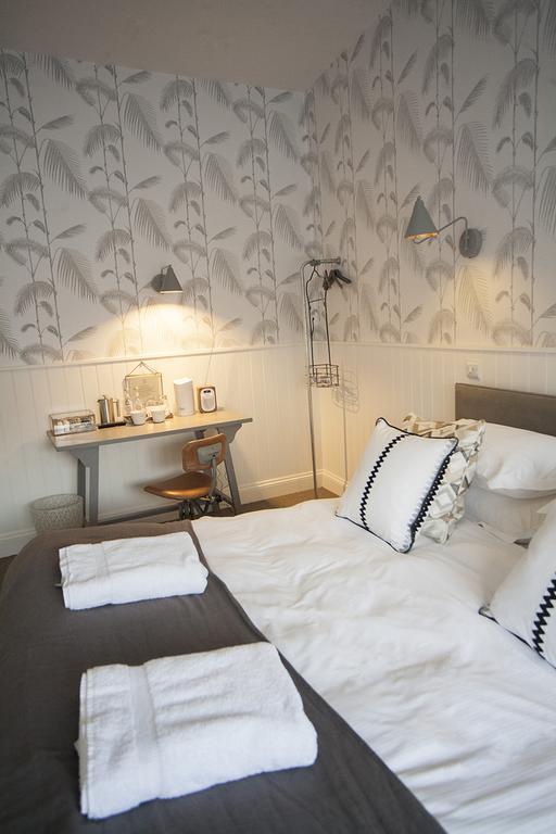 Timbrell'S Yard Hotel Bradford-On-Avon Room photo